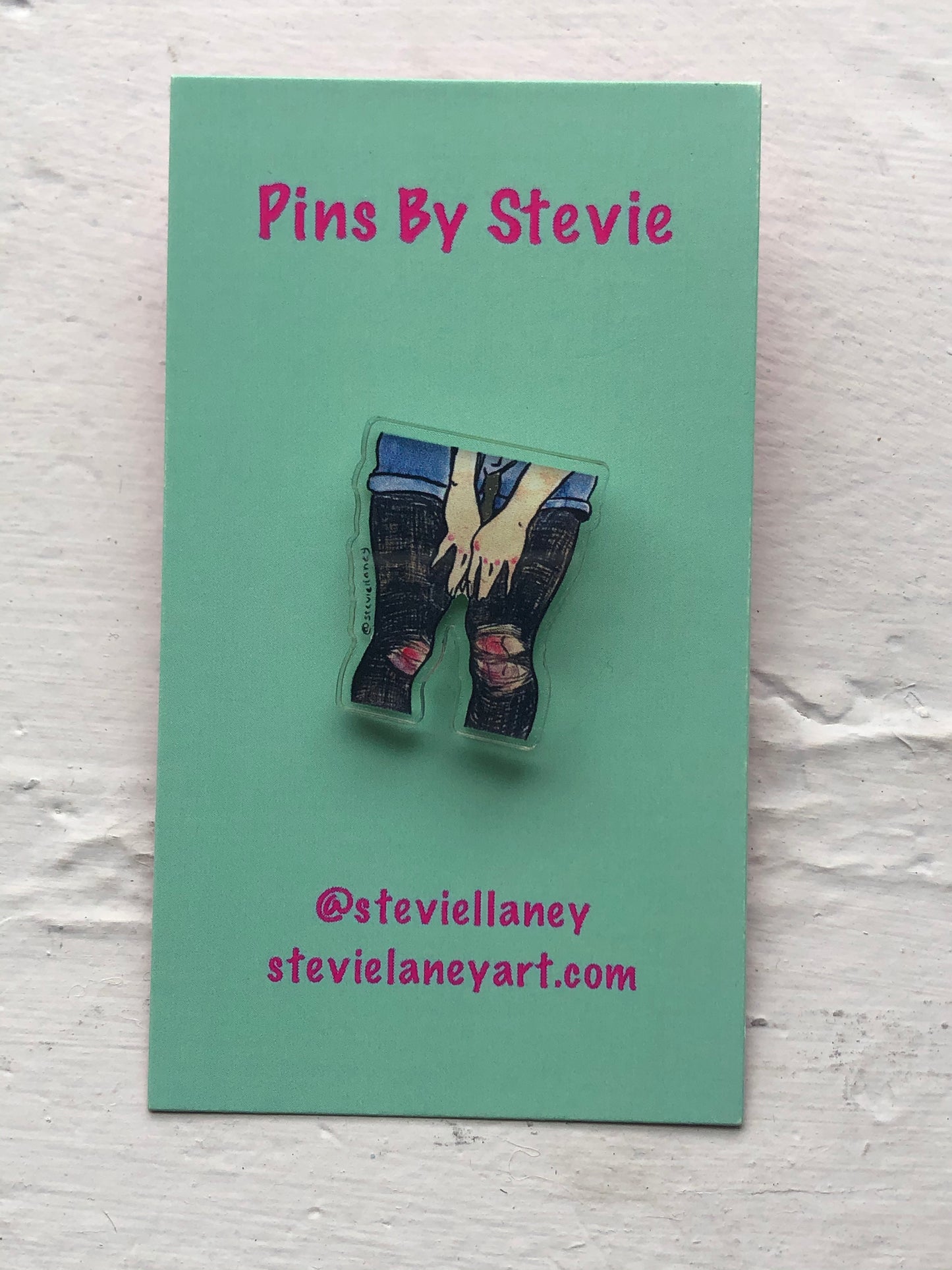 Ripped Tights Acrylic PIN/BUTTON